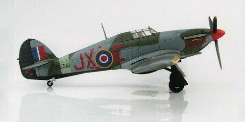HA8699 1/48 Hurricane IIc JX-E/BE581 Night Reaper RAF 1 Sqdn Karel Kurtlewascher - Picture 2 of 5