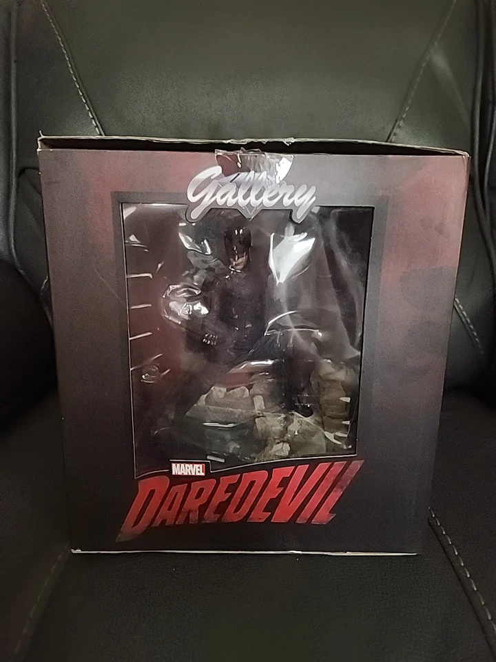 Estatua de Daredevil Diamond Marvel Select (versión Netflix) 2018 Foto 2 de 4
