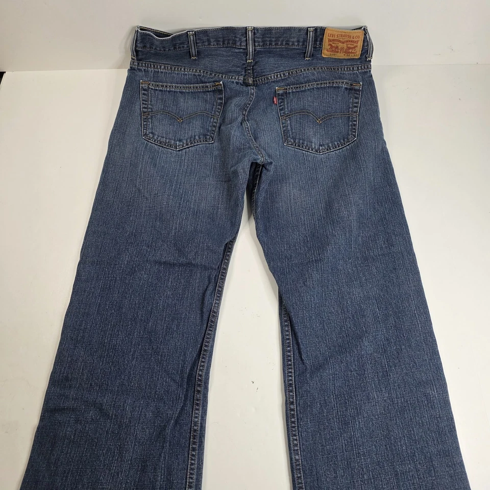 Levi's 569 Jeans Men's 38x32 Blue Denim Loose Straight Dark Wash - Image 3 of 4