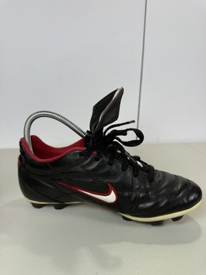 Vintage 2004 Y2k Nike Tiempo 750 Indoor soccer Mens sz 7 Black and