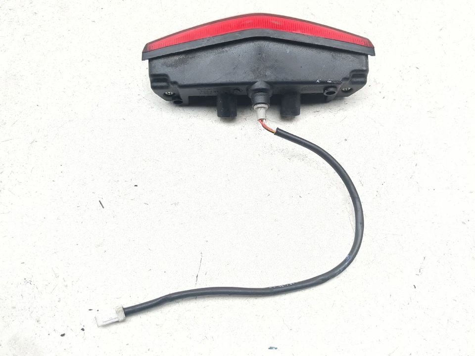 Lente de lámpara de luz de freno trasera Zero S 13 Foto 4 de 4