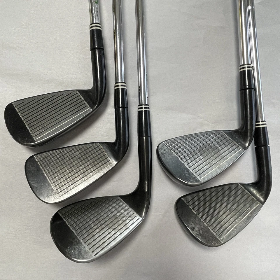 Cleveland CG16 Hierros 4 6 8 9 Cuña de hueco 50° 10 Rebote Tracción Cuña Acero Derecha Foto 2 de 4