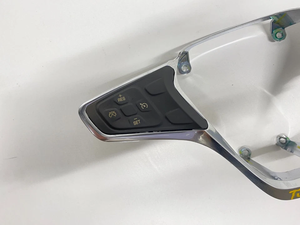 Chevrolet Malibu 2016-2024 conjunto de interruptor de control de crucero OEM, Foto 2 de 4