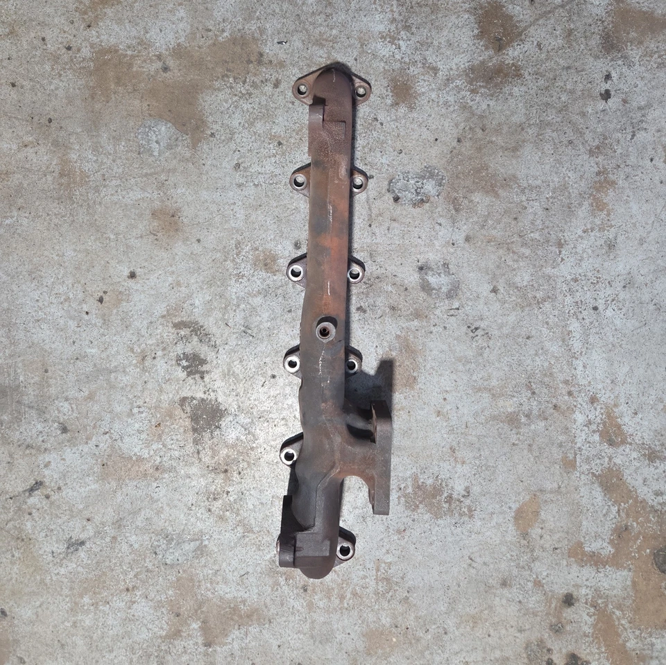 Colector de escape Cummins OEM para riel Cummins Dodge Ram 2007,5-2018 6,7 L diésel Foto 2 de 4