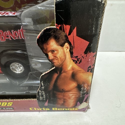 Racing Champions 1998 WCW Nitro-Streetrods Halloween Havoc Chris Benoit 1:24 - Picture 2 of 15