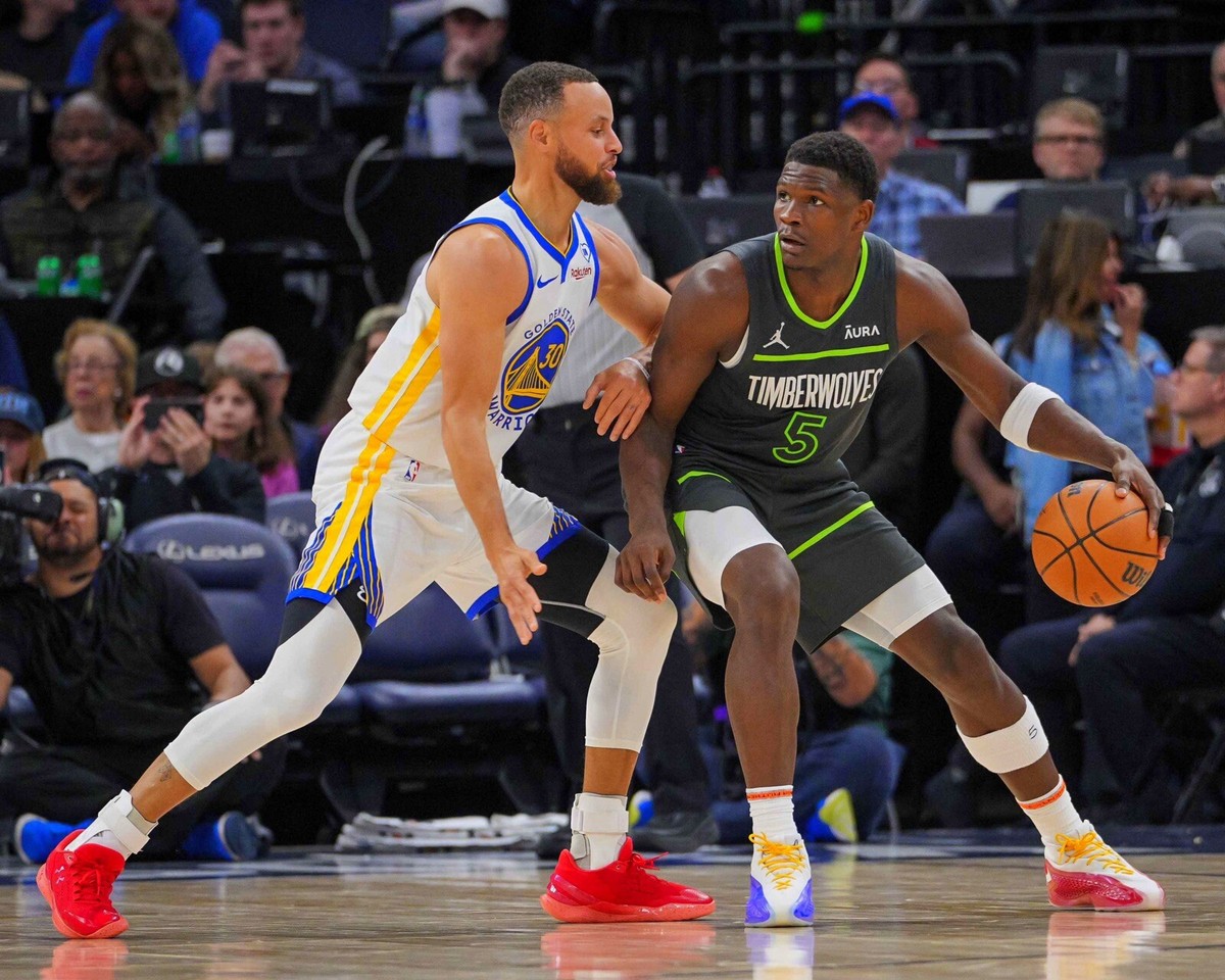 8x10 Photo STEPH CURRY & ANTHONY EDWARDS Warriors Timberwolves NBA Basketball