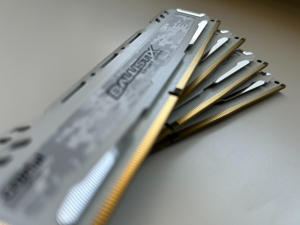 CRUCIAL BALLISTIX SPORT BLS4G4D240FSC 1x4GB DDR4 2400MHz | eBay