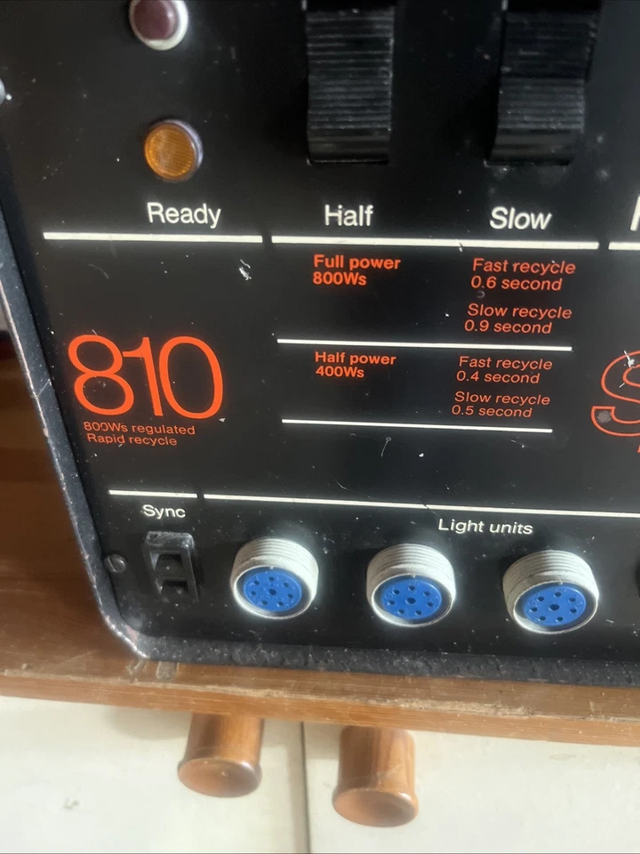 Unidad de flash Speedotron 810. Portátil Gran Forma Foto 2 de 4