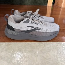 Brooks Beast GTS 26 Gray 1104554E004 Sneakers Shoes Men  s 12.5 Extra Wide 4E 