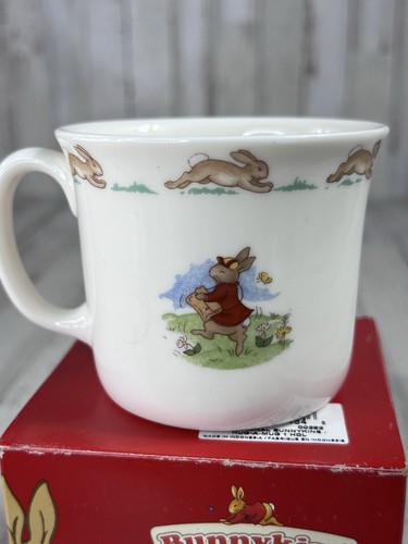Vintage Royal Doulton Bunnykins Handled Hug-a-Mug W/ Box - Picture 4 of 17