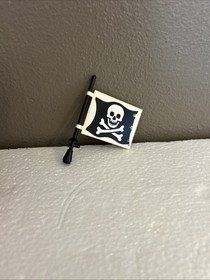 LEGO Flag 6x4 Jolly Roger w/ Skull & Crossbones 2525, 81427. 6285 Black Seas &lsquo;89