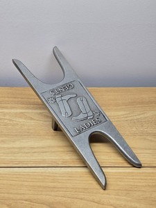 Cast Iron Boot Jack Ladies & Gents Shoe Remover Door Puller The Wilton Co
