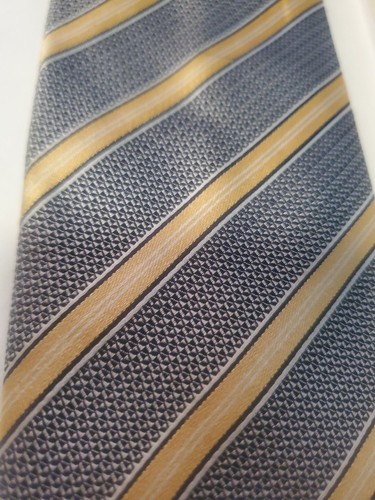 Canali Grey &:Gold Silk Tie - Picture 2 of 5