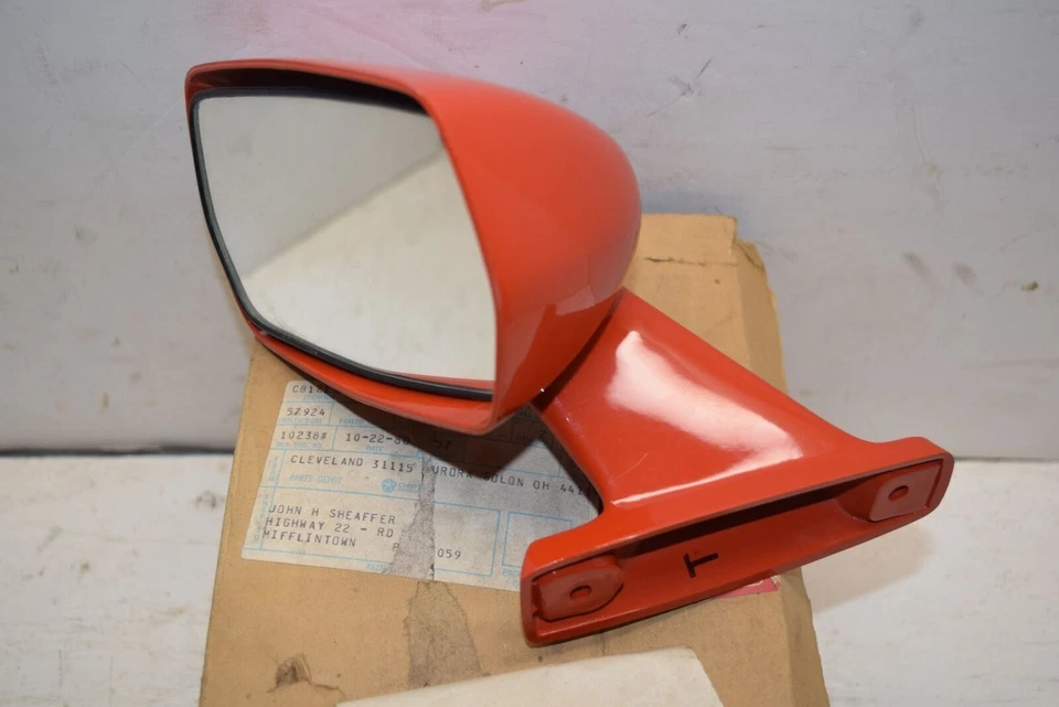 Espejo retrovisor naranja nuevo Mopar Mitsubishi años 80 MB117069 - C86 Foto 2 de 4