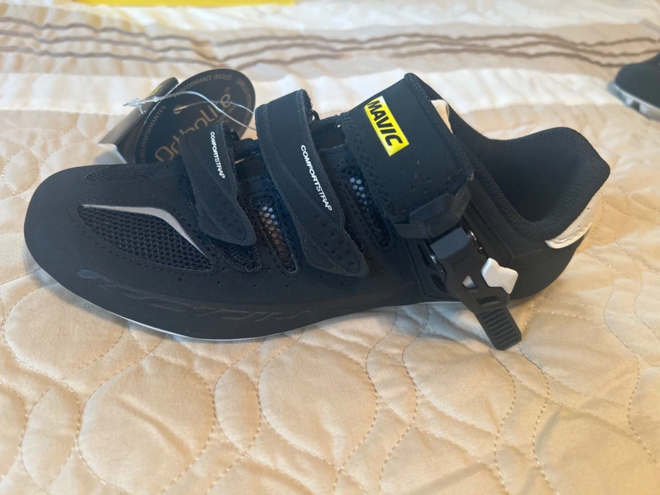 Zapatos de ciclismo Mavic para mujer en blanco y negro, talla 6,5, nuevos con etiquetas en caja Foto 3 de 4