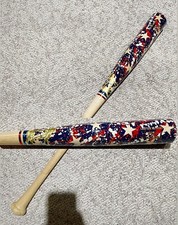 Maple Wood Baseball Bat 33in 30oz. USA Splatter. Red White And Blue Stars. Cupd