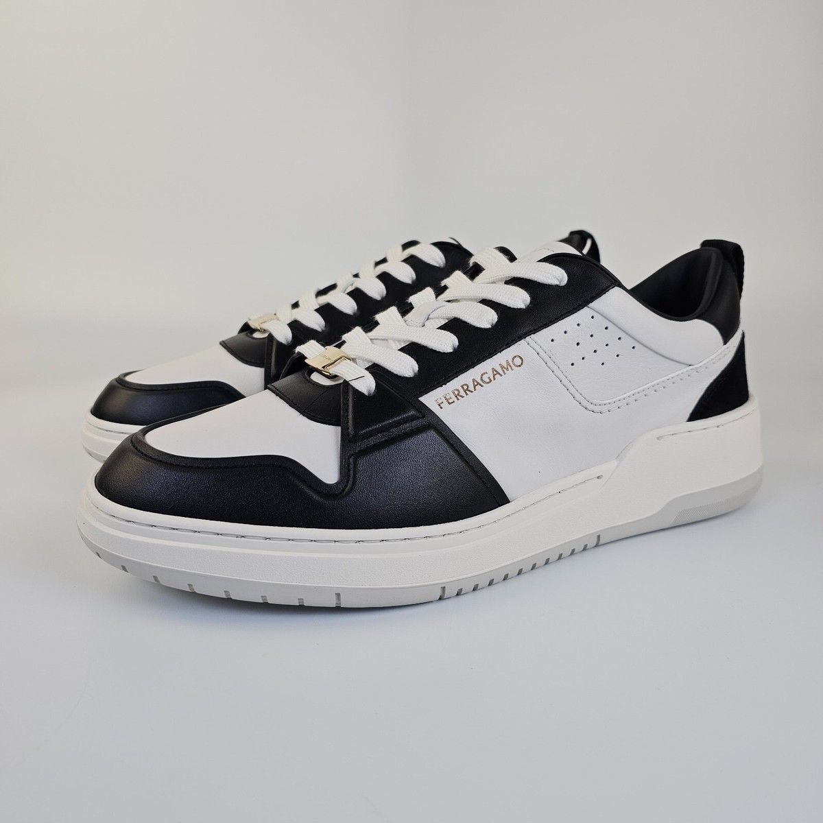 美品FERRAGAMO ホワイト ブラック スニーカー FERRAGAMO Dennis Gancini Outline Men's White/Black Leather
