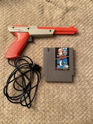 Rare Mint Nintendo NES Super Mario Bros Duck Hunt Bundle Red Orange Zapper Gun