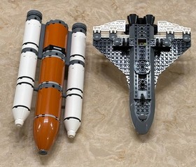 LEGO CITY Spaceport 60080 Missing 1 Fig & 1 Sticker Comes w/ Instructions