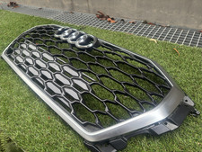 Calandre Audi Q3