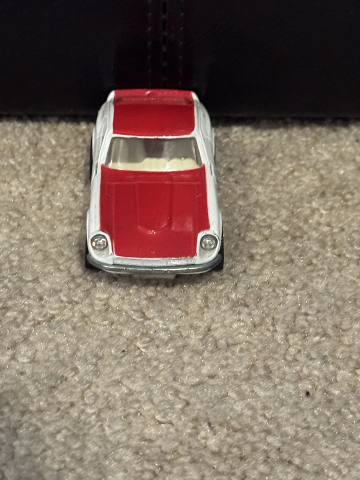VINTAGE DIECAST GREAT BRITIAN Corgi Datsun 240 Z Whizzwheels 1:43 RED WHITE Rare - Image 3 of 4