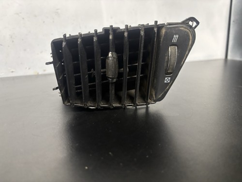 14-18 OEM Jeep Cherokee Front Left Driver Side Dash Center AC Air Vent OEM - Picture 5 of 11