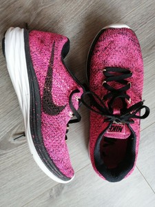 flyknit lunar 4