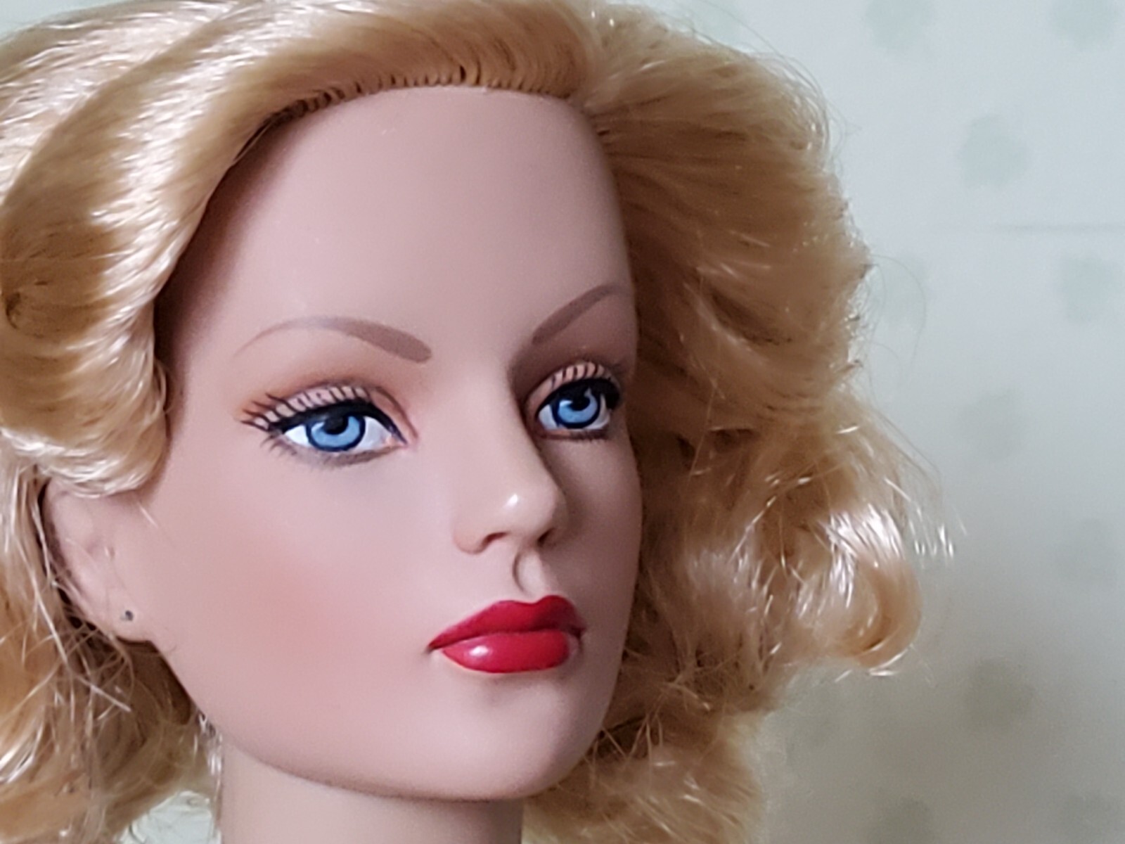 TONNER TYLER WENTWORTH TRES JOLIE SYDNEY 16 NUDE DOLL PARIS FESTIVAL LE250 2005