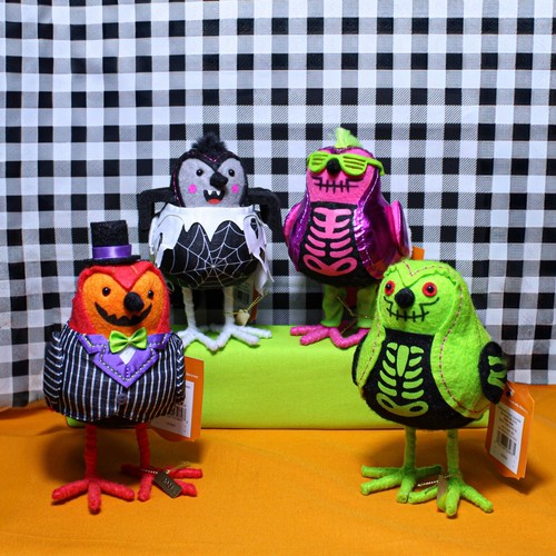 Hyde & EEK! Featherly Friends Halloween 2024 FULL SET of 8 Fabric Birds - Picture 3 of 3