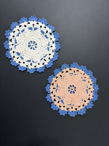 Vintage Pair Hand Crocheted Round Hot Pads Trivets 7 & 7.5 Across New Unused - Picture 1 of 2