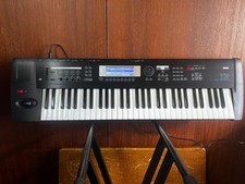 Korg TR61 61 touches MUSIC WORKSTATION KEYBOARD avec sac de concert,...