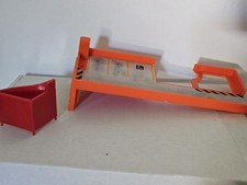 Galoob Hi Ways  By Ways Service Center Replacement Parts Lot Orange