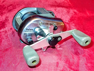 #ad Vintage 1981 Rare Daiwa RS1100 Magforce Hi Speed Baitcast Reel Working Japan $25.00