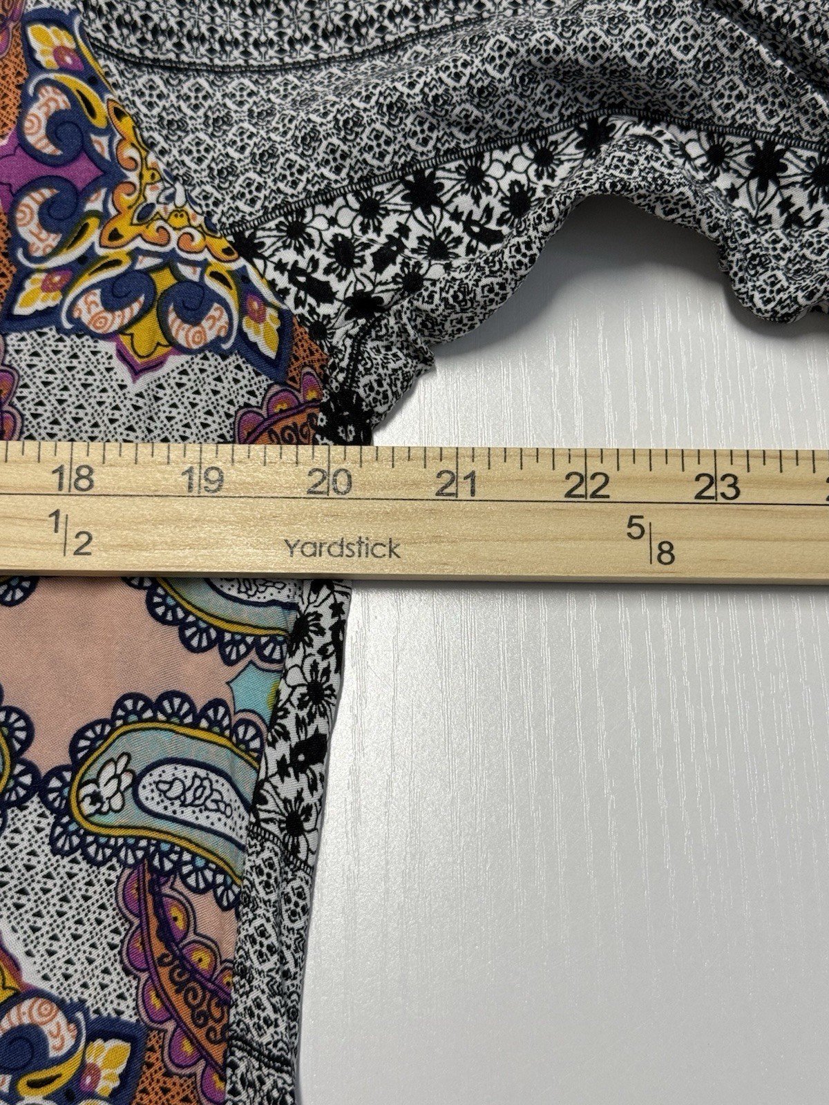 Calessa Medium 8/10 Button Up Colorblock Paisley … - image 9