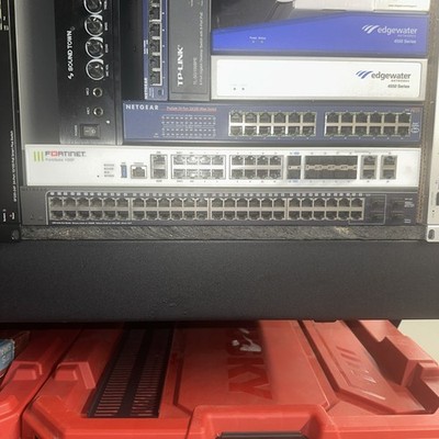 NETGEAR GS748Tv1 48-Port Gigabit Ethernet Smart Switch