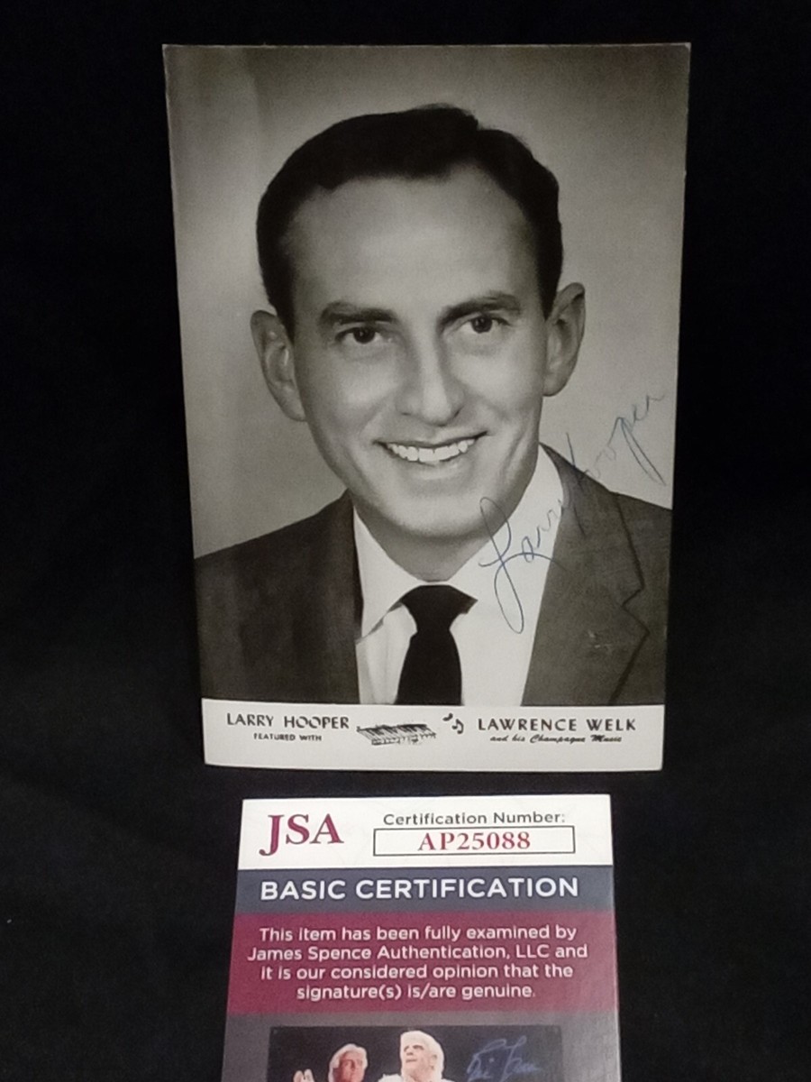 Larry Hooper Signed 3.5x5.5 B&W Postcard Autograph Lawrence Welk