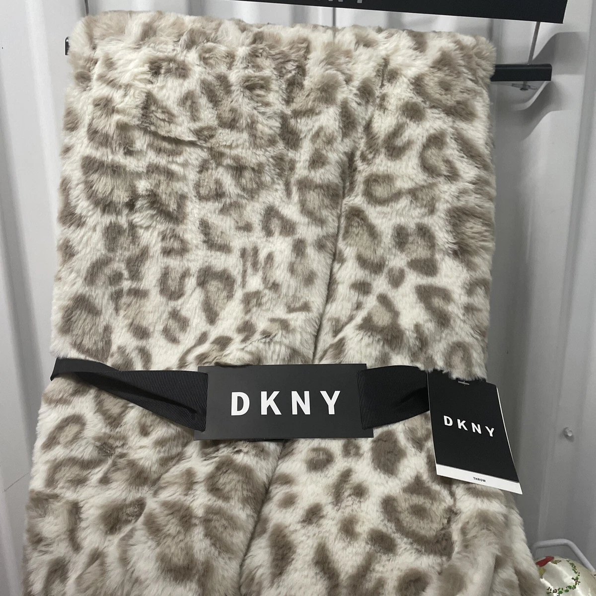 Dkny Faux Fur Throw Blanket Online innoem.eng.psu.ac.th