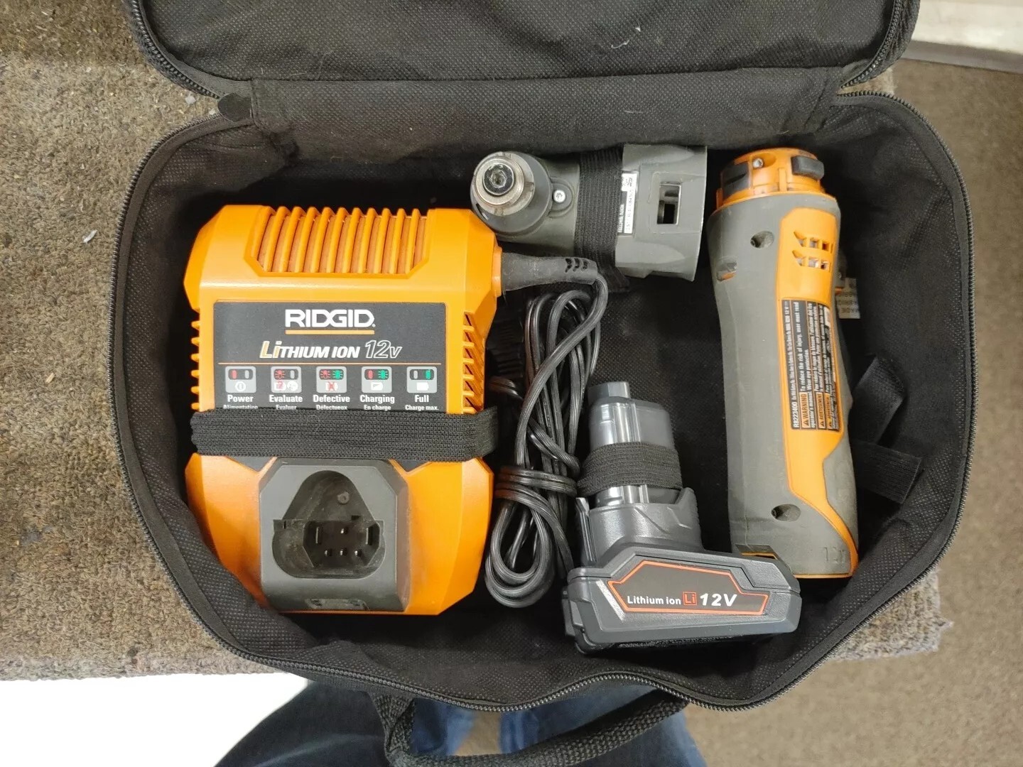 Ridgid R8223400 12v JobMax MultiTool with Charger And Aftermarket