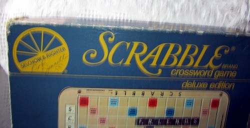 RARE Selchow & Righter Deluxe Scrabble Turntable Edition COMP BLACK TILES RARE - Picture 11 of 13