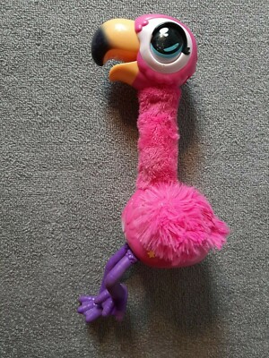 Little Live Pets Gotta Go Flamingo フラミンゴ Amazon.com: Little Live Pets Gotta Go S2 Flamingo Single
