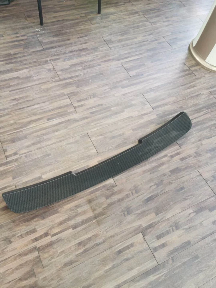 Спойлер крыло на заднюю крышу из настоящего углеродного волокна подходит для Porsche Panamera 970 2014-2016 годов выпуска - Изображение 4 из 4