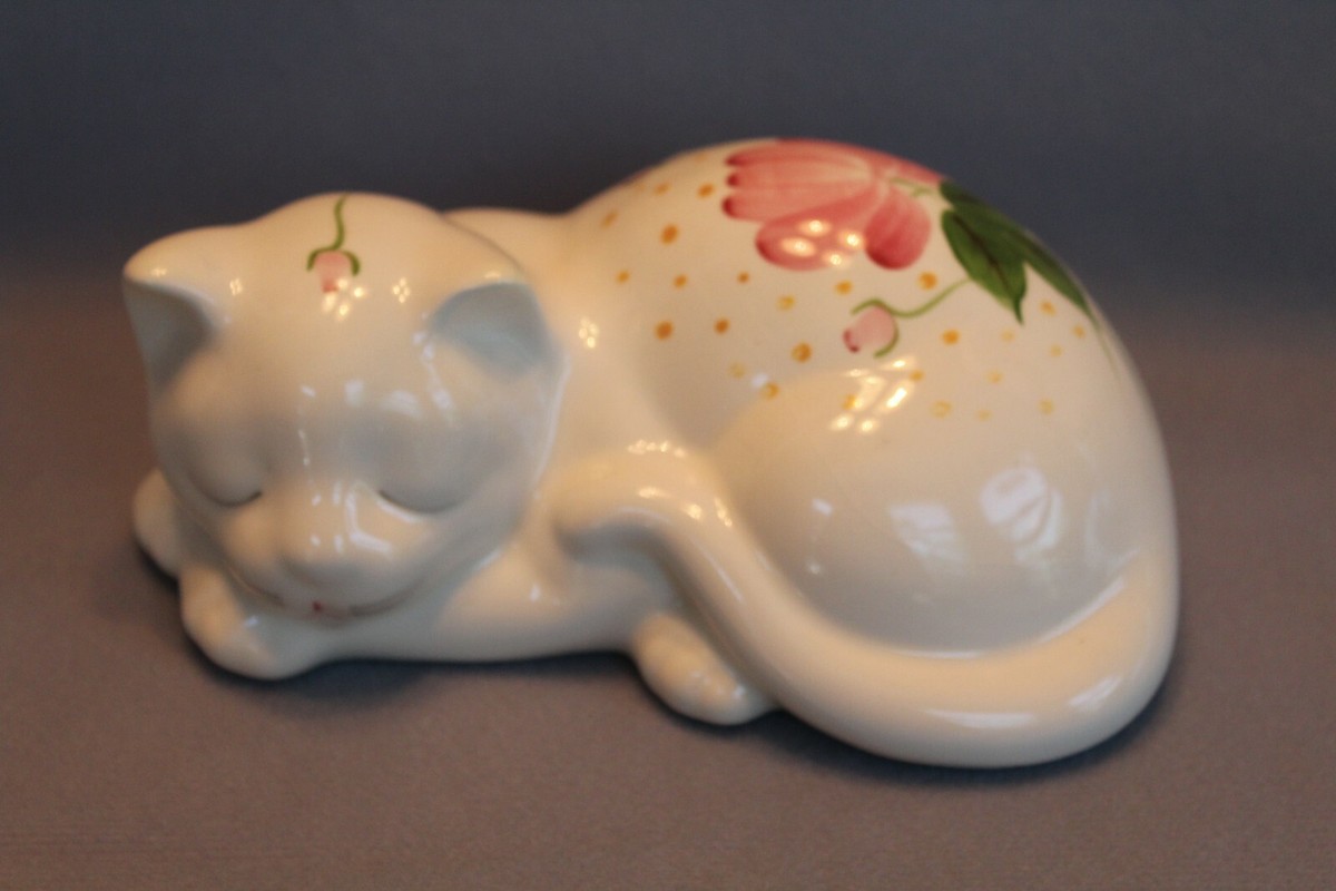 Vintage Sleeping Cat Figurine Hand Painted Ceramic by Lasting