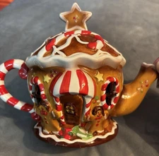 Glazed Ceramic Gingerbread House Teapot Tea light Candle Holder