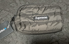 Supreme Puffer Pouch FW22 Black 1.5L Quilted ...