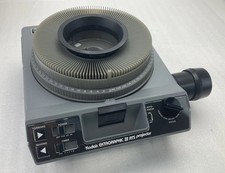 Kodak Ektagraphic III ATS Carousel Slide Projector 105mm Zoom SEE Description