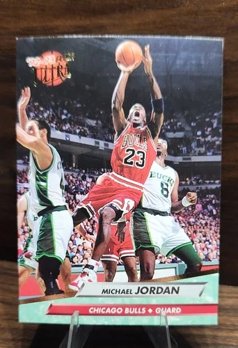 1992-93 Fleer Ultra - Michael Jordan #27