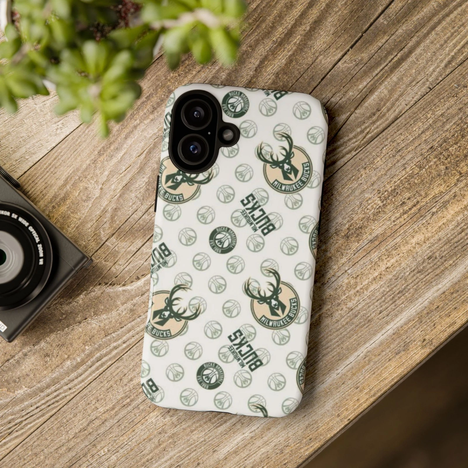 Milwaukeee Bucks iPhone Cases