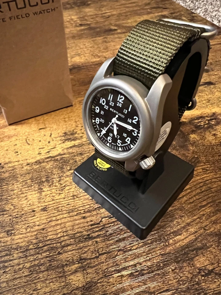 Bertucci A-2T Vintage B-Type Defender Olive Band 40mm Titanium Swiss & Sapphire - Image 3 of 4