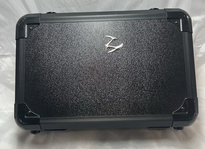 Hitman 2 Collector's Edition Briefcase SteelBook Duck Coin