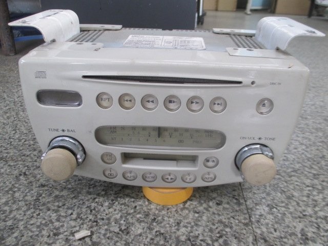 フィガロ純正オーディオ　Clarion PN-2028U カーオーディオ フィガロ純正オーディオ Clarion PN-2028U カーオーディオ